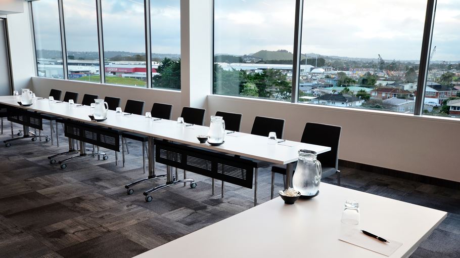 Kokako Room - Ushape Seating Style Close Up | Jet Park Hotel Auckland Airport Conference Centre